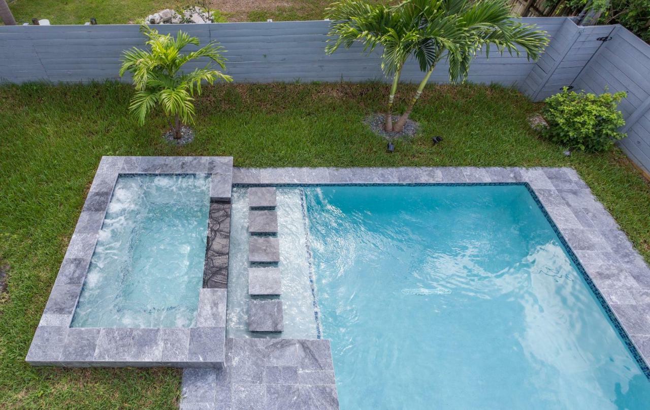 Casa Hermes Wilton Manor - Gay Guesthouse Wilton Manors Bagian luar foto